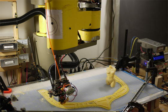 Robot SCARA transformado en impresora 3D