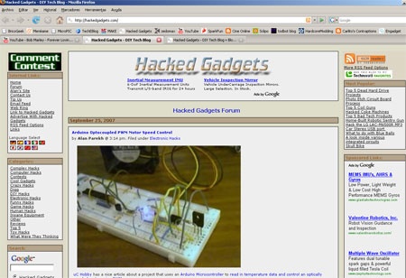 Articulo de BricoGeek en portada de HackedGadgets.com