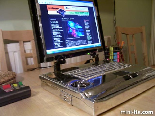 DIY: Equipo portatil con mini-ITX