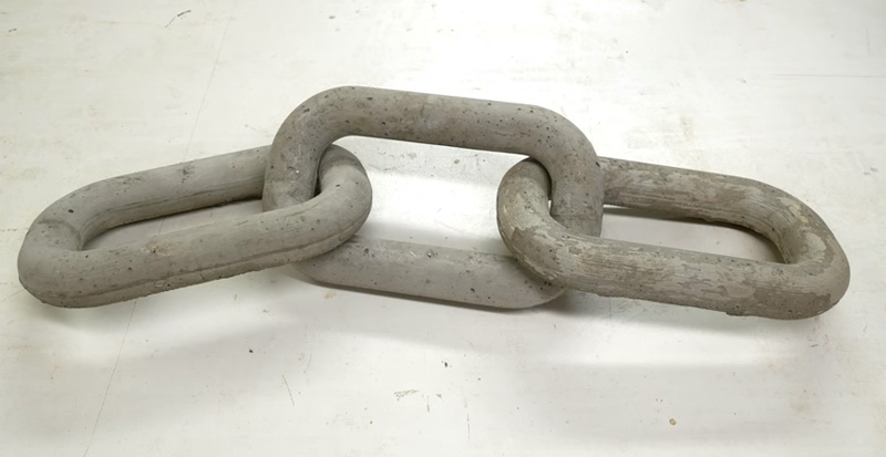 Cómo hacer una cadena con eslabones de cemento