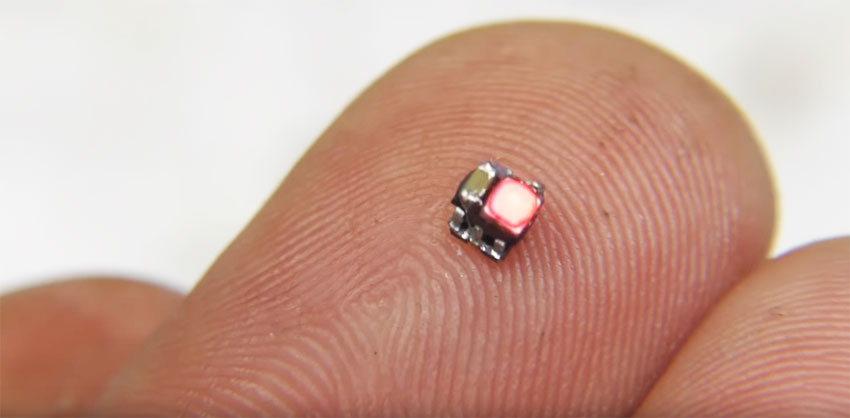 El LED que parpadea más pequeño del mundo