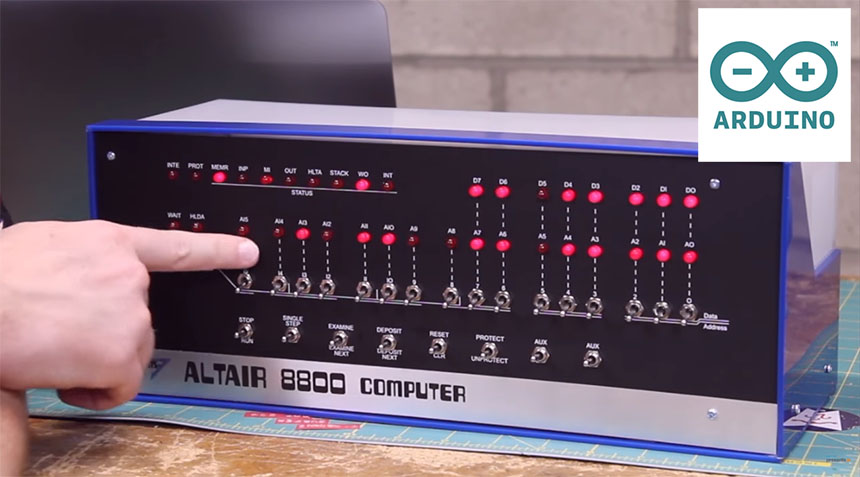 Cómo hacer una réplica funcional del Altair 8800 con Arduino