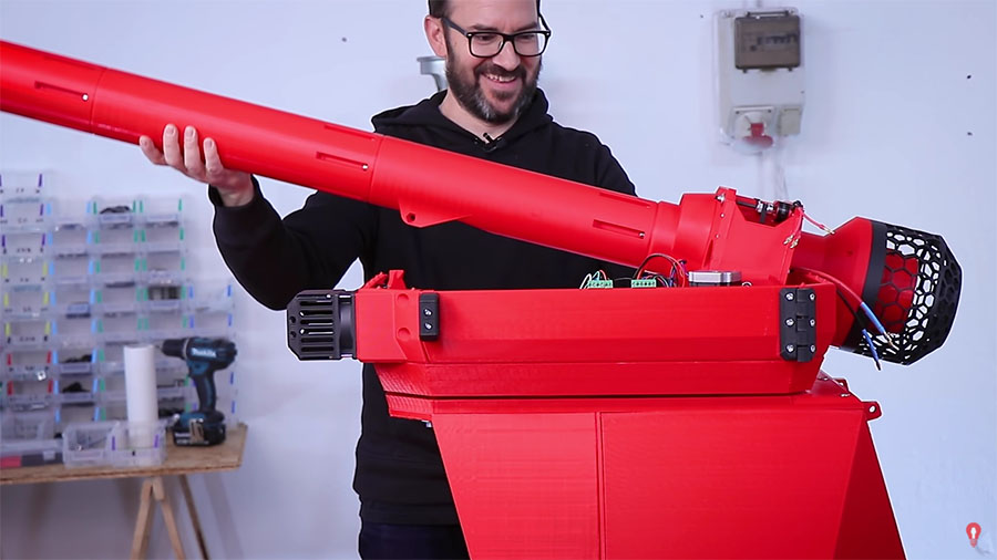 Ivan Miranda le pone un cañón a su tanque impreso en 3D