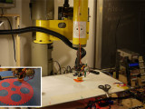 Brazo robot industrial transformado en impresora 3D