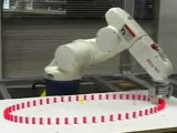 (Video) Relojes con un brazo robot